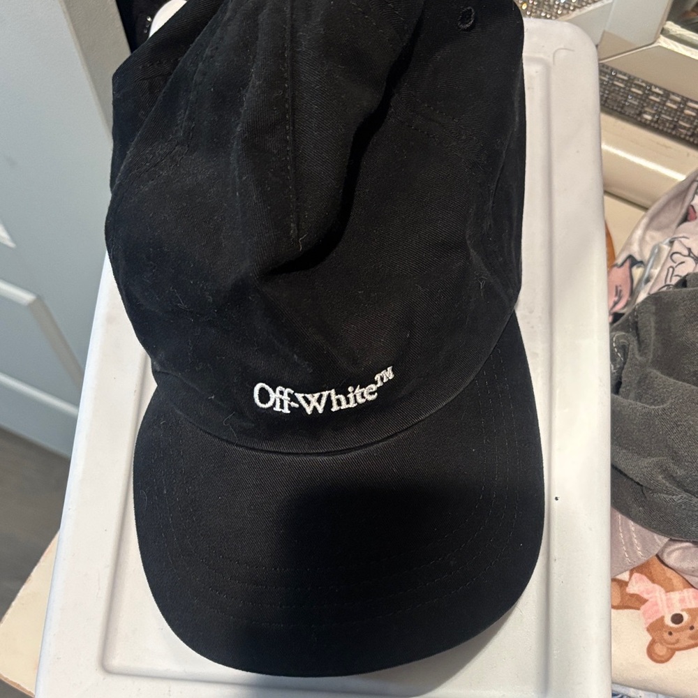 Off-White Classic Black Baseball Cap - image 1